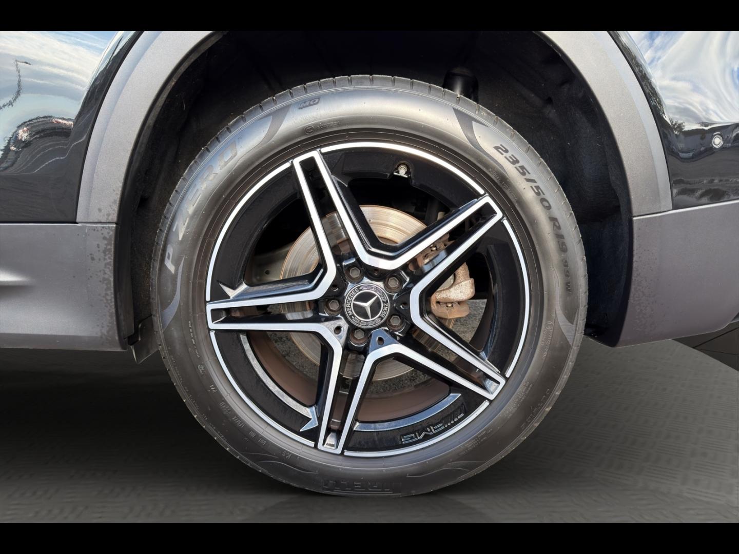 Image MERCEDES-BENZ GLB 220d 190ch AMG Line 4Matic 8G DCT