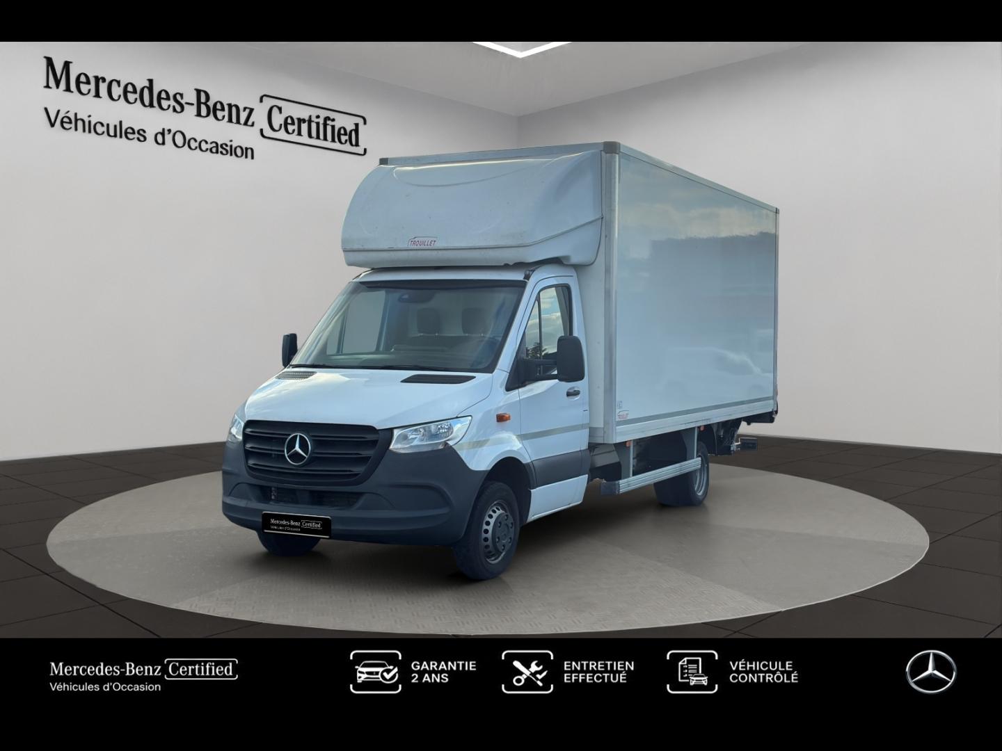 Photo MERCEDES-BENZ Sprinter CCb 519 CDI 43 5T Propulsion 9G-Tronic Caisse + hayon