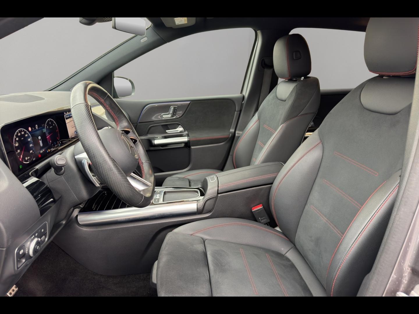 Image MERCEDES-BENZ Classe B 200d 150ch AMG Line 8G-DCT