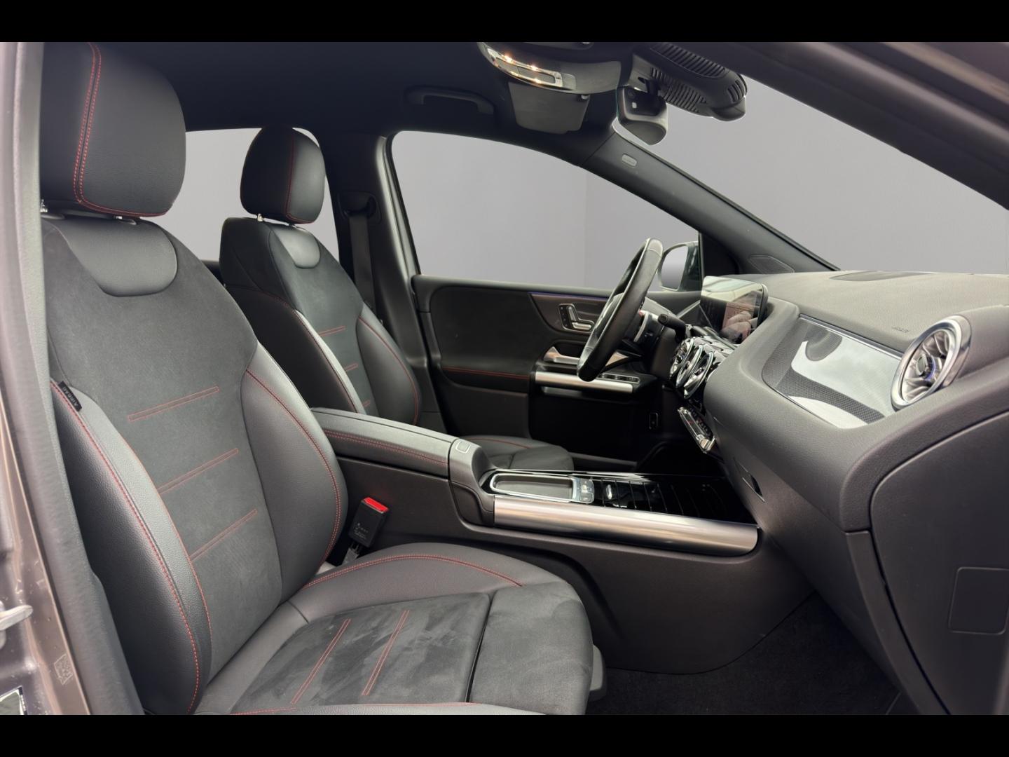 Image MERCEDES-BENZ Classe B 200d 150ch AMG Line 8G-DCT