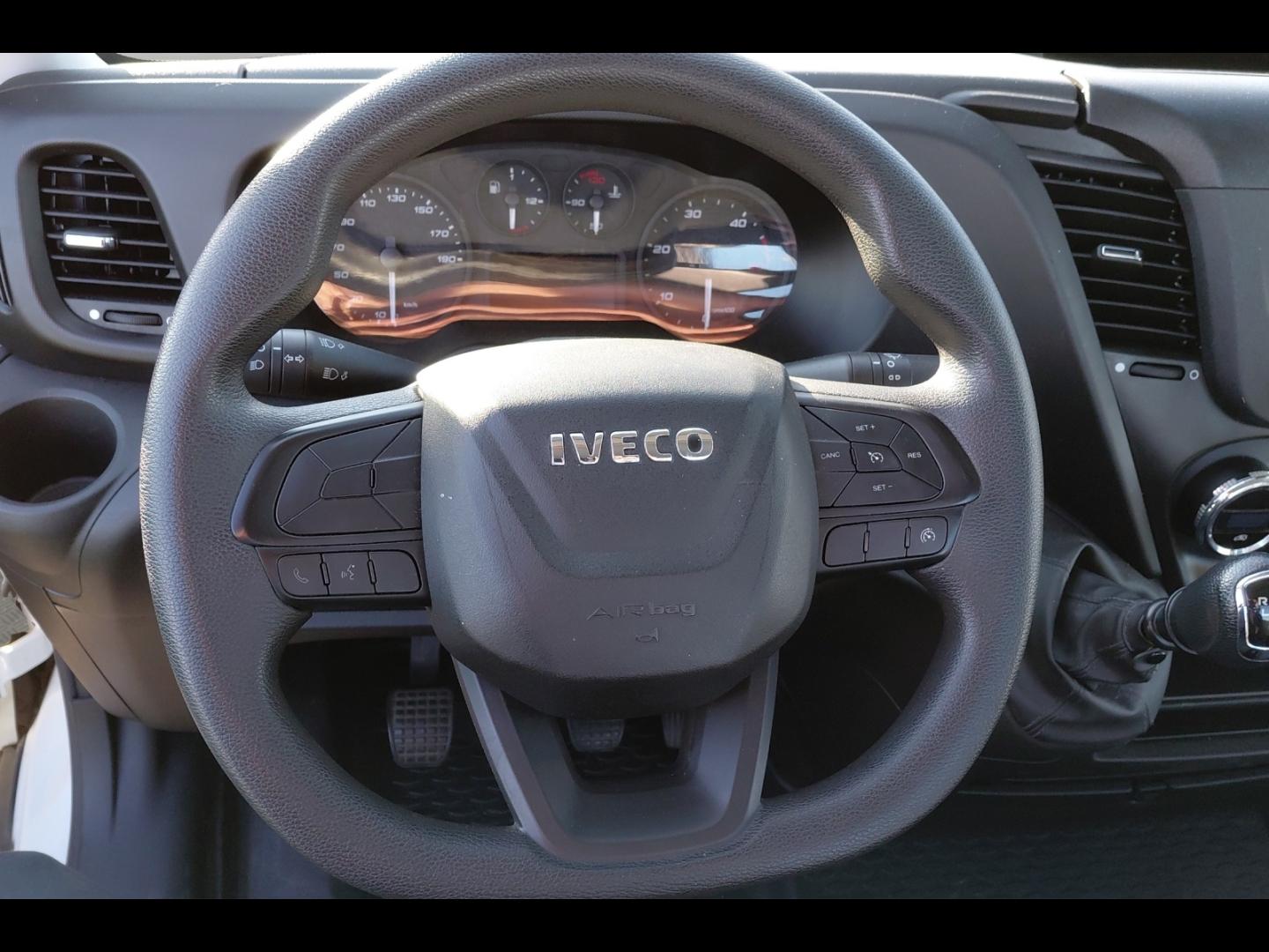 Image IVECO Daily CCb 35S16 Empattement 4100