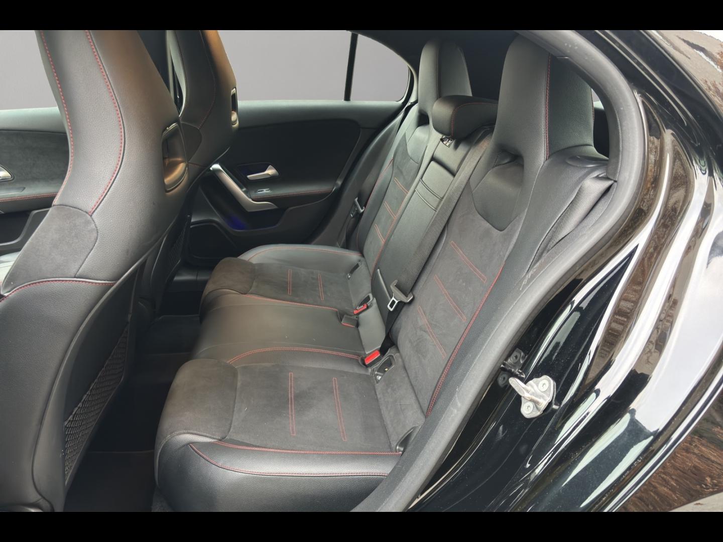 Image MERCEDES-BENZ Classe A 180 d 116ch AMG Line 8G-DCT