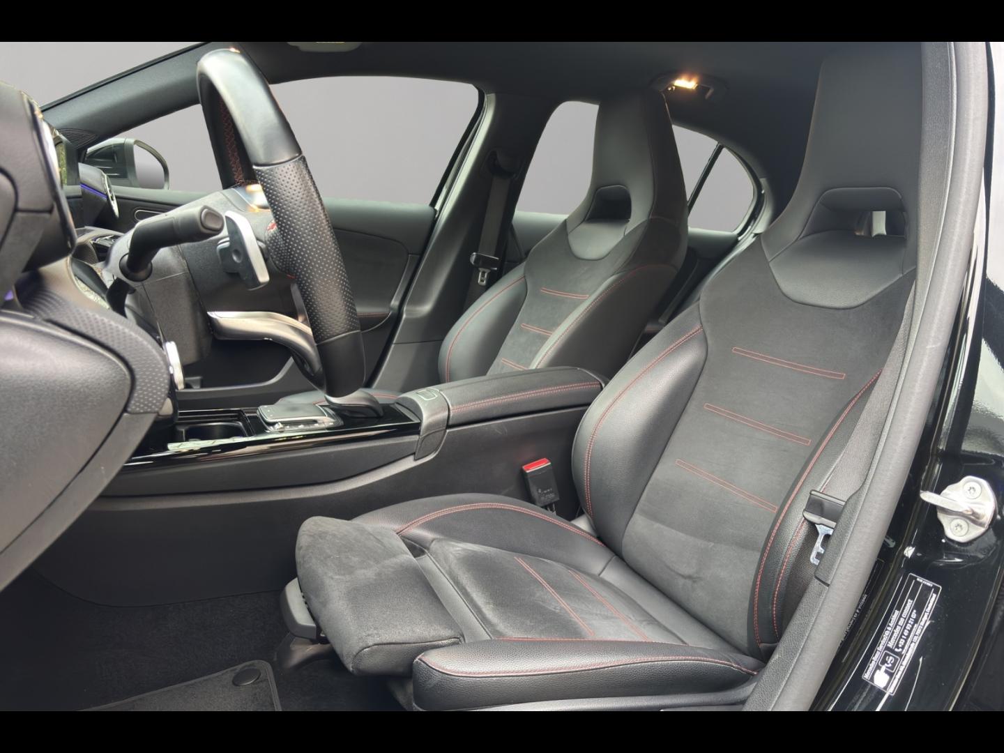 Image MERCEDES-BENZ Classe A 180 d 116ch AMG Line 8G-DCT
