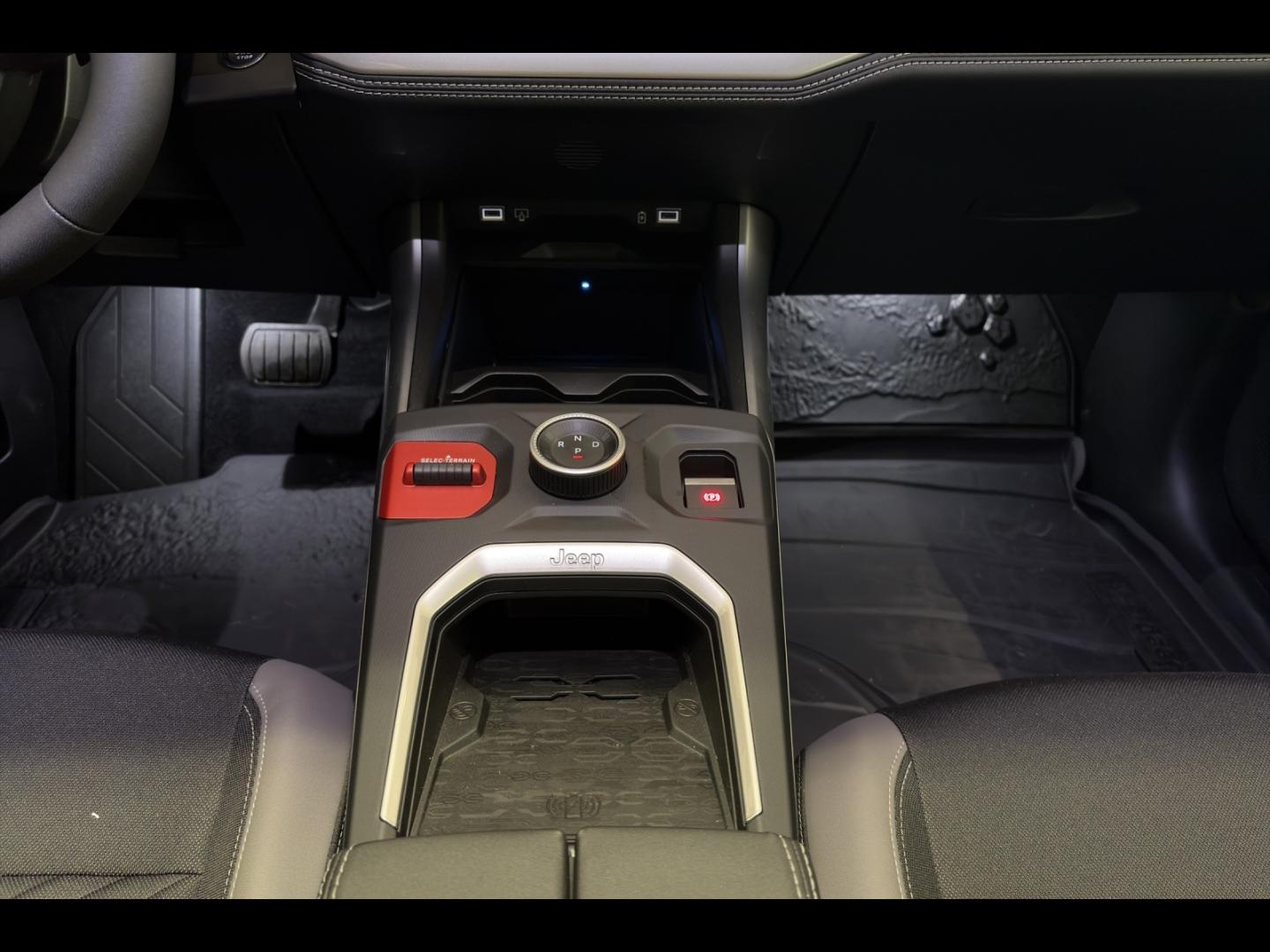 Image JEEP Compass Electrique 213ch 74kWh Altitude