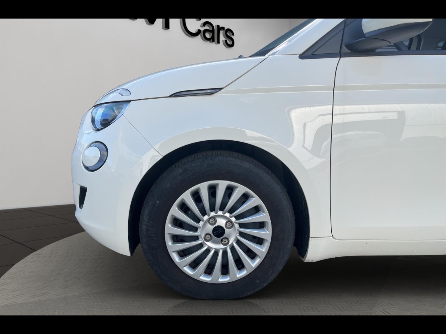 Image FIAT 500 e 95ch Action