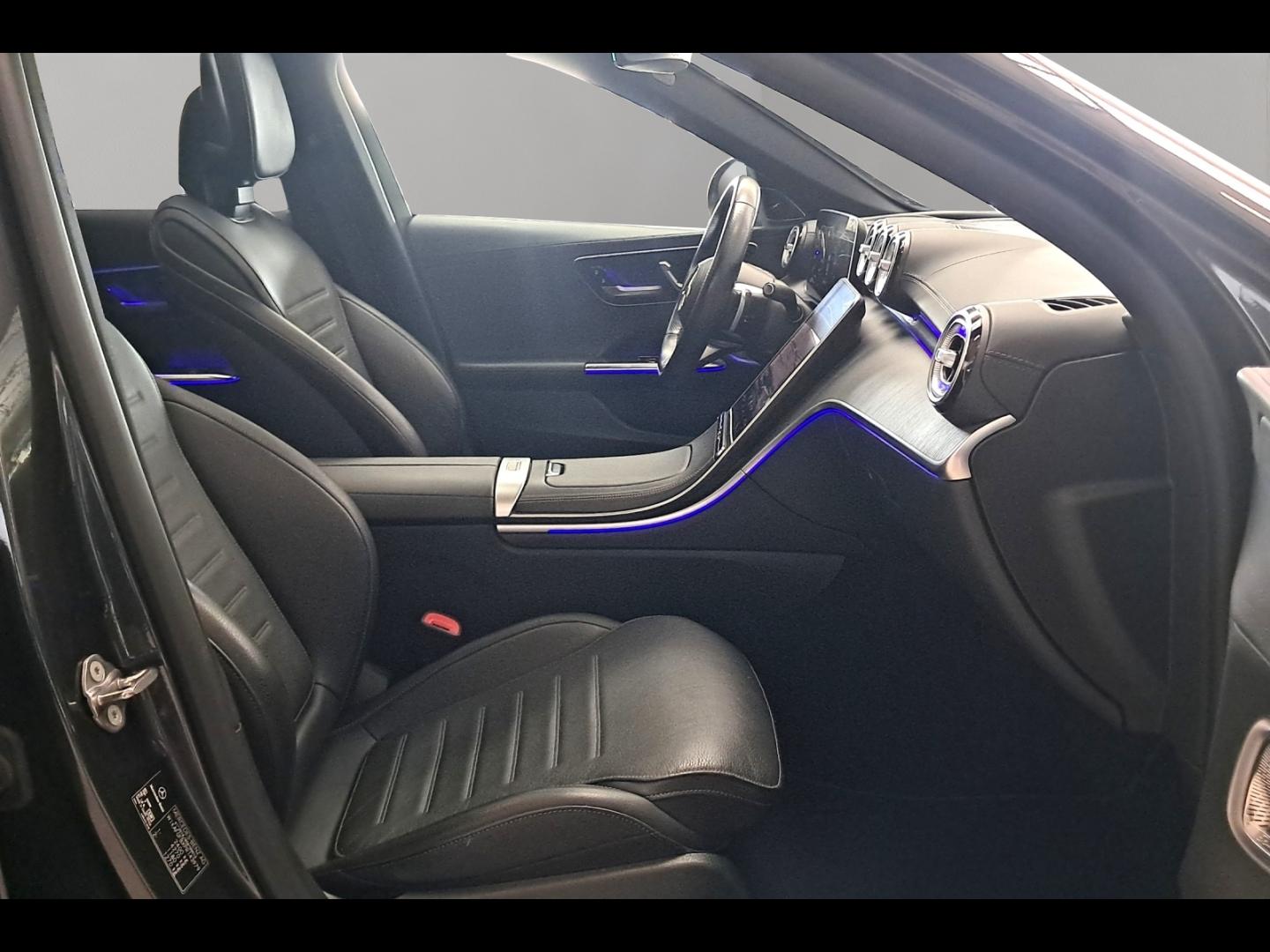 Image MERCEDES-BENZ Classe C 220 d 197ch AMG Line 4Matic