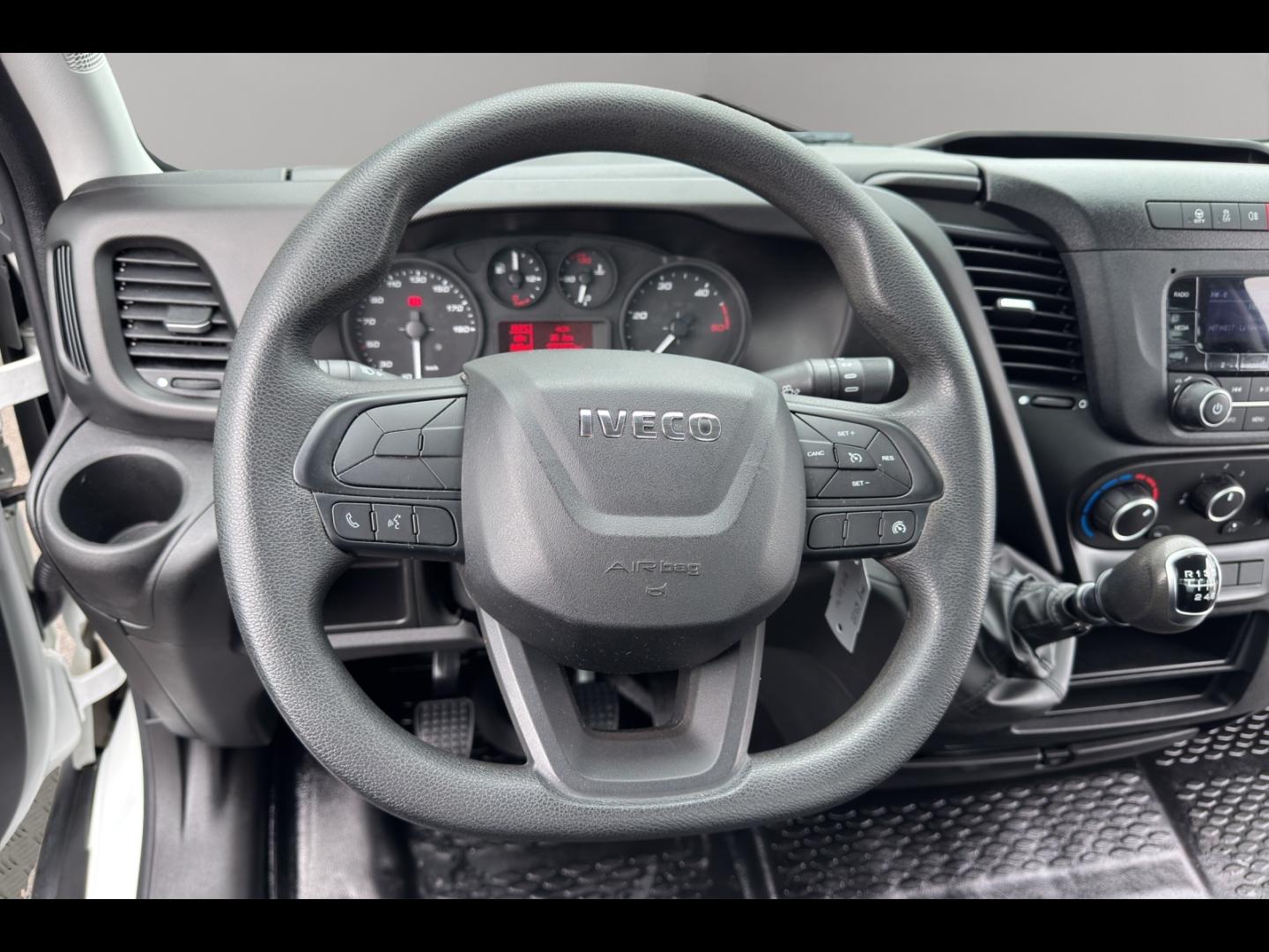Image IVECO Daily CCb 35C16H 3.0 / Benne 3.30m JPM / 2024 / 27 355kms