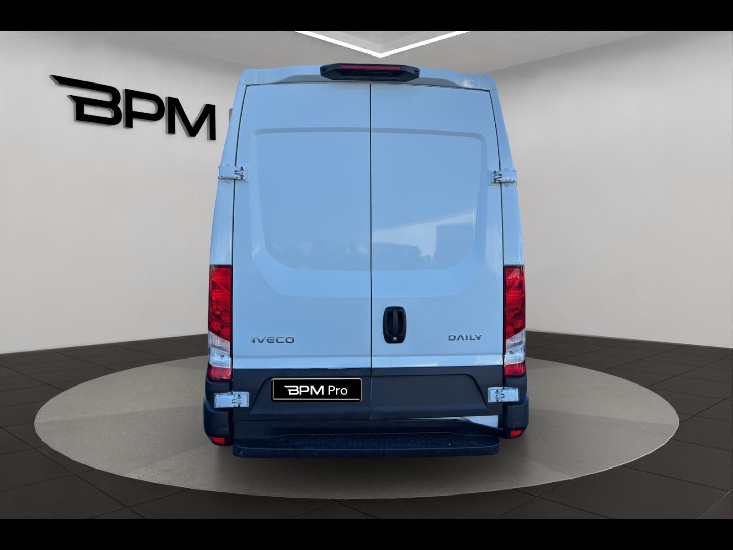 Image IVECO Daily 35S Fg 35S14H / Fourgon 12m3 / 2024