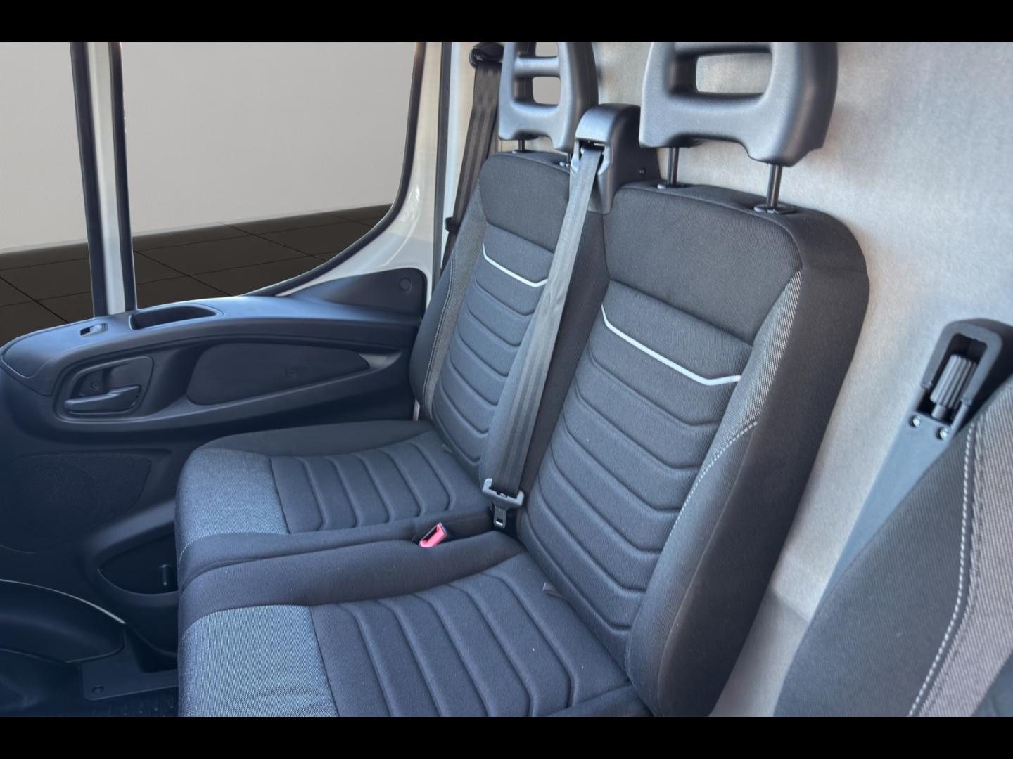 Image IVECO Daily 35S Fg 35S14H / Fourgon 12m3 / 2024