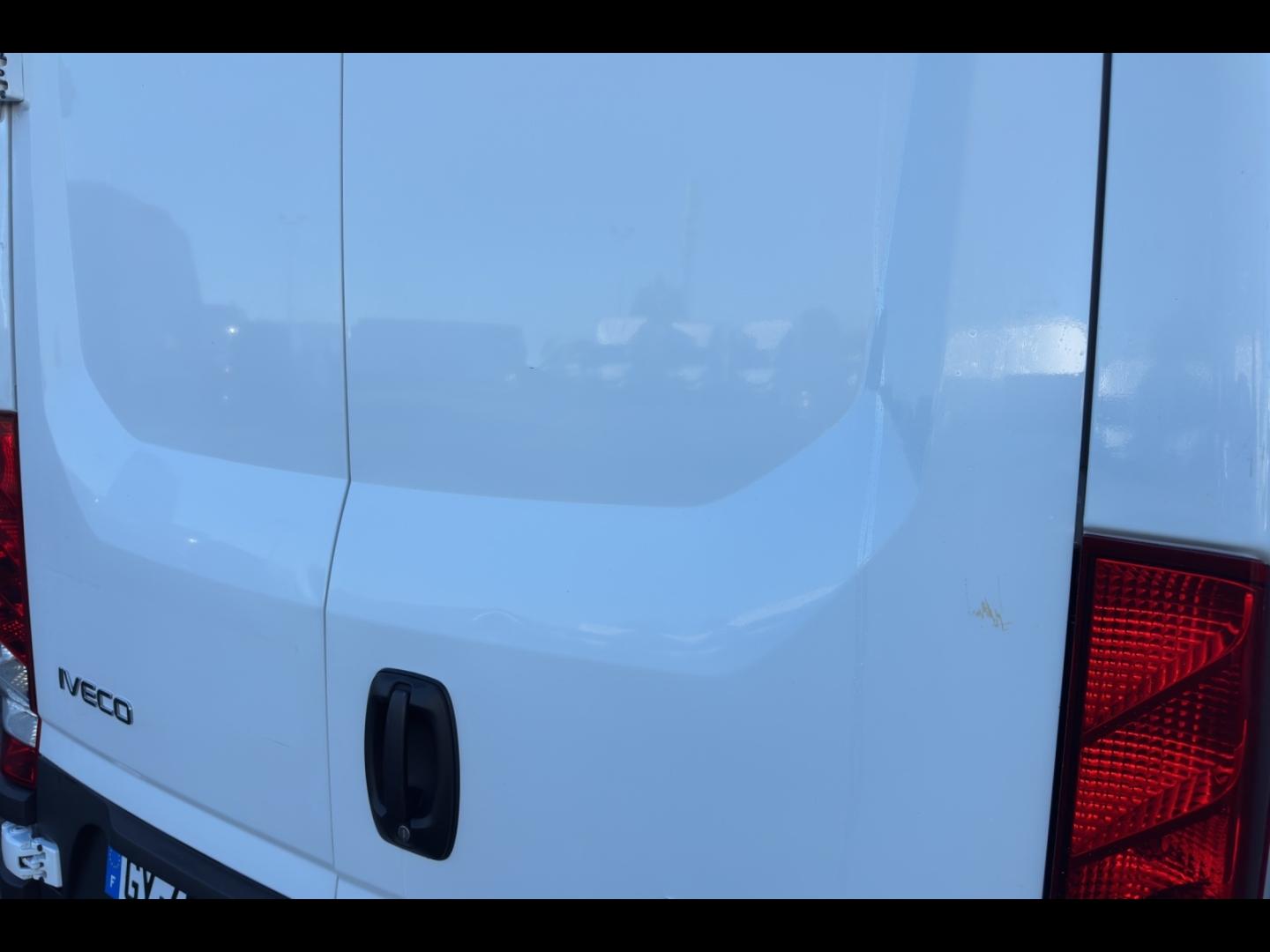 Image IVECO Daily 35S Fg 35S14H / Fourgon 12m3 / 2024