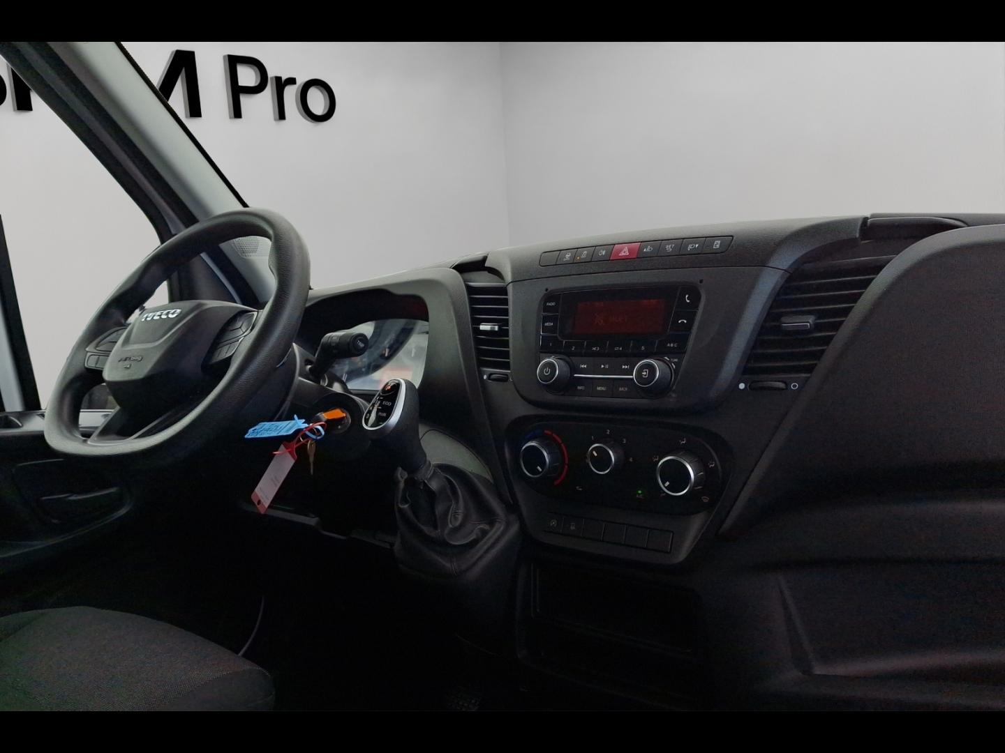 Image IVECO Daily CCb 35C14 empt 3750 Tor Hi-Matic BENNE COFFRE