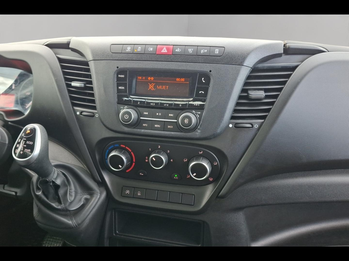 Image IVECO Daily CCb 35C14 empt 3750 Tor Hi-Matic BENNE COFFRE