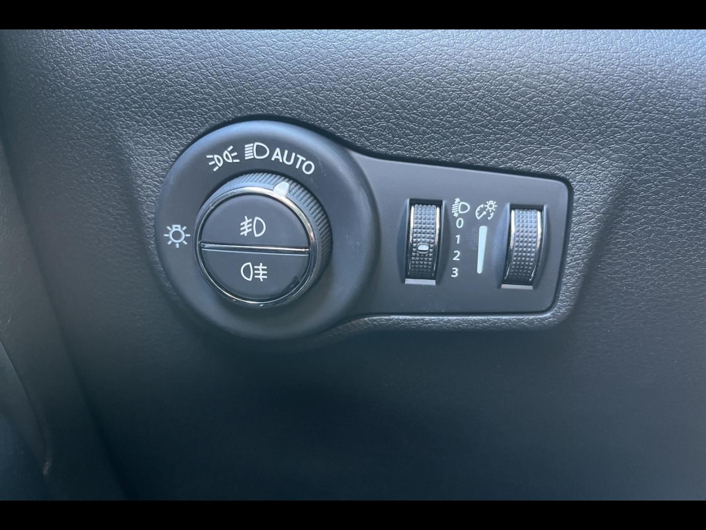Image JEEP Compass 1.5 Turbo T4 130ch MHEV Altitude 4x2 BVR7