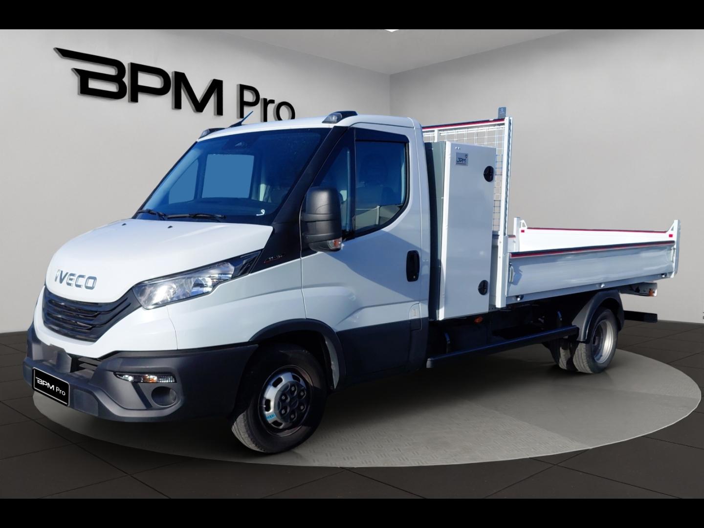 Photo IVECO Daily CCb 35C16H3.O Benne Neuve 3.50m Coffre Dos Cabine Neuf