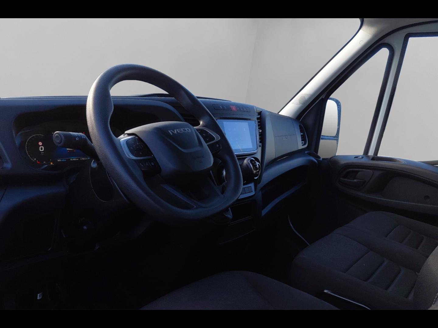Image IVECO Daily CCb 35C16H3.O Benne Neuve 3.50m Coffre Dos Cabine Neuf