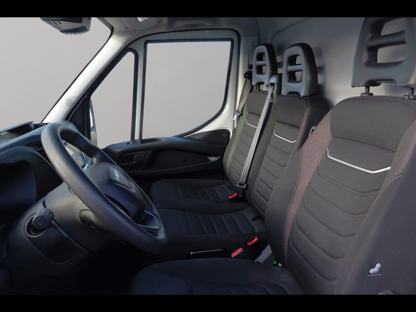 Image IVECO Daily CCb 35C16H3.O Benne Neuve 3.50m Coffre Dos Cabine Neuf