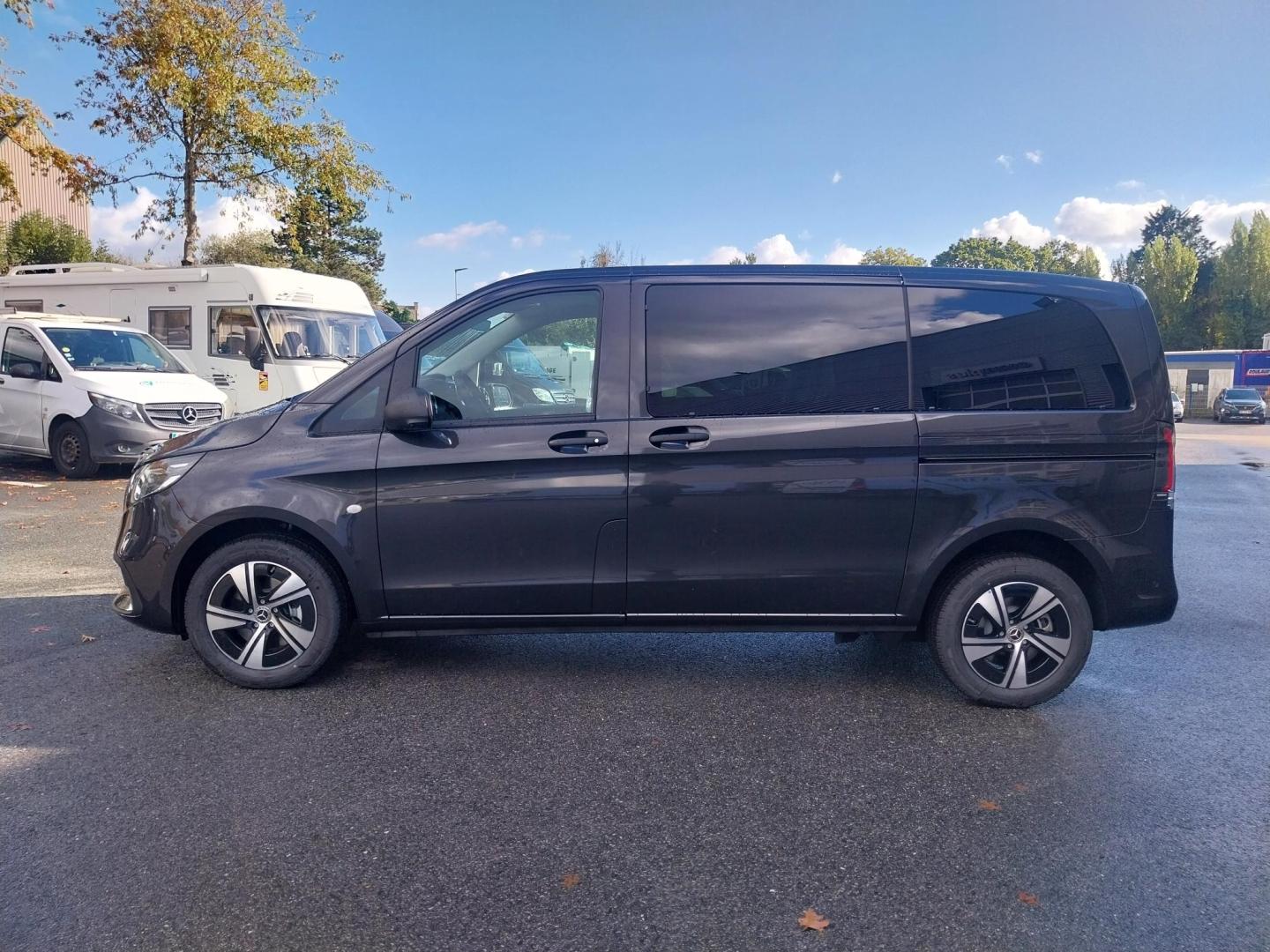 Image MERCEDES-BENZ Vito Fg 116 CDI Compact Select Propulsion 9G-Tronic