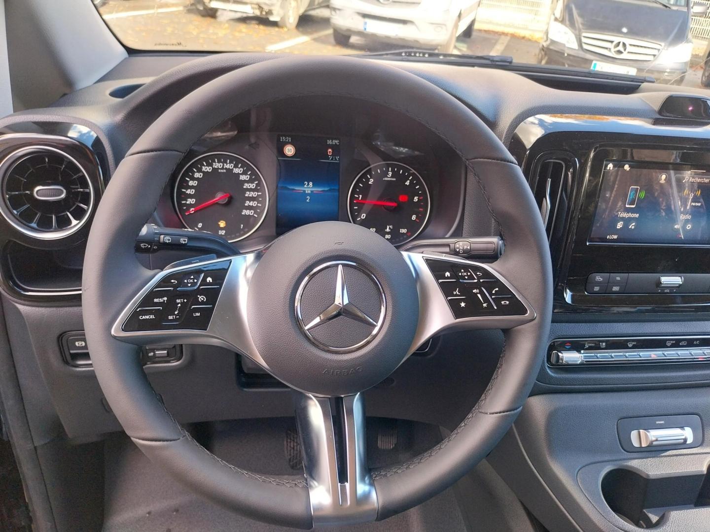 Image MERCEDES-BENZ Vito Fg 116 CDI Compact Select Propulsion 9G-Tronic