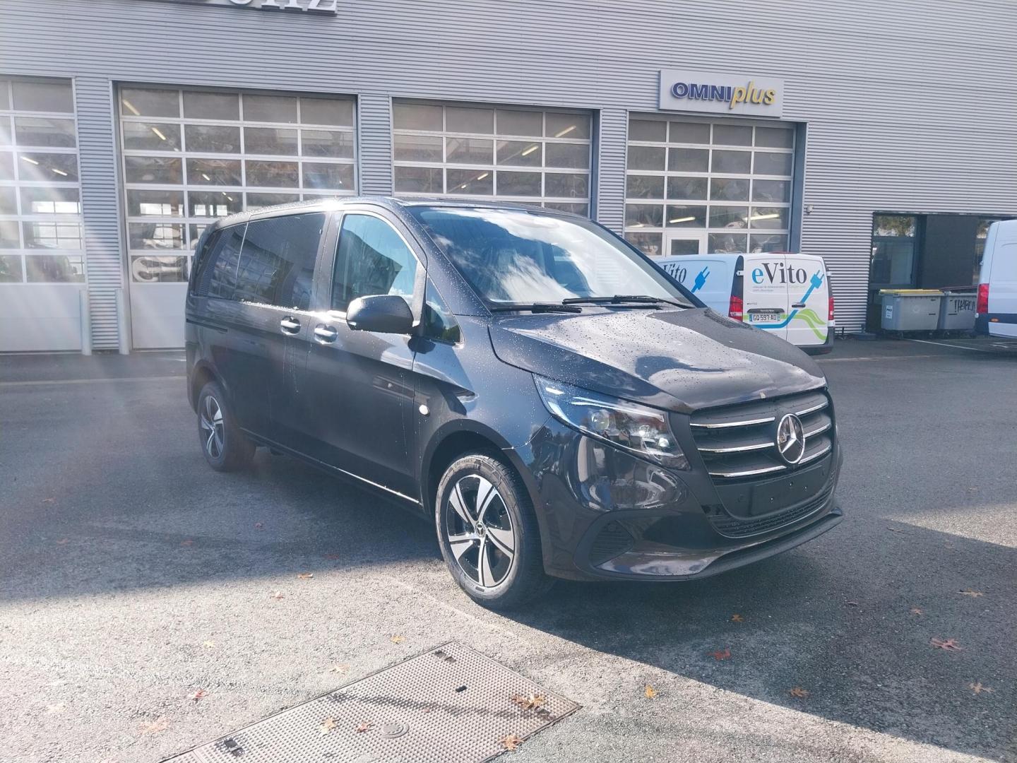 Image MERCEDES-BENZ Vito Fg 116 CDI Compact Select Propulsion 9G-Tronic