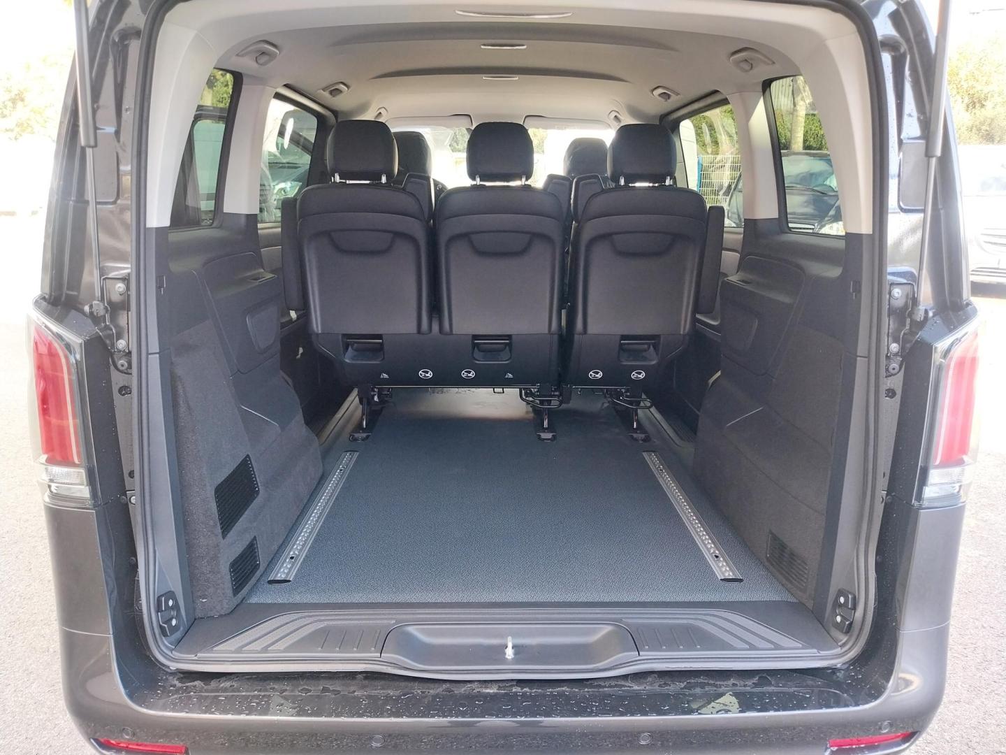 Image MERCEDES-BENZ Vito Fg 116 CDI Compact Select Propulsion 9G-Tronic