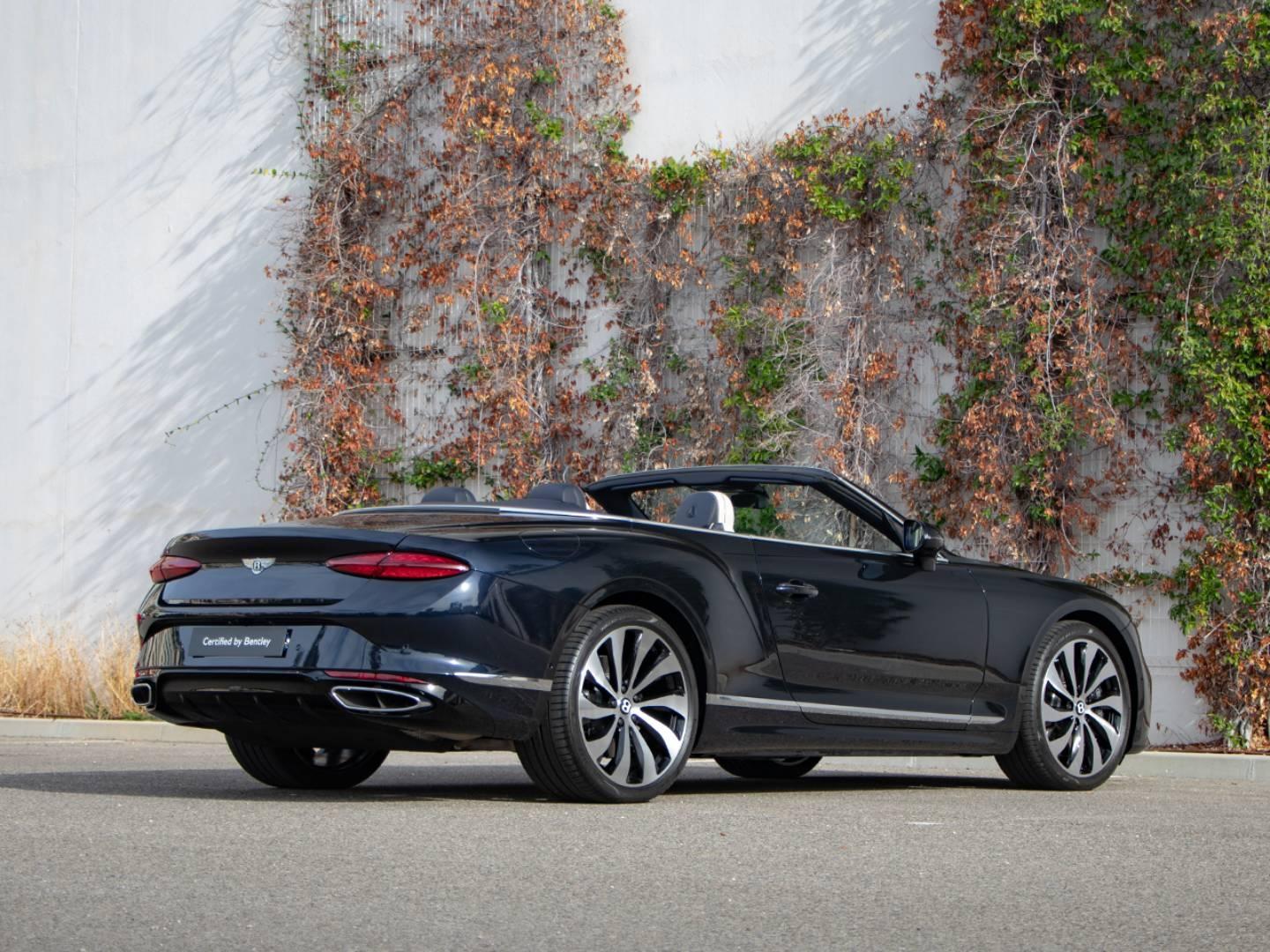 Image BENTLEY CONTINENTAL GTC V8 4.0 Hybrid 680ch