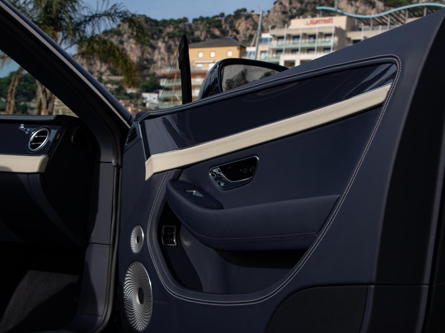 Image BENTLEY CONTINENTAL GTC V8 4.0 Hybrid 680ch