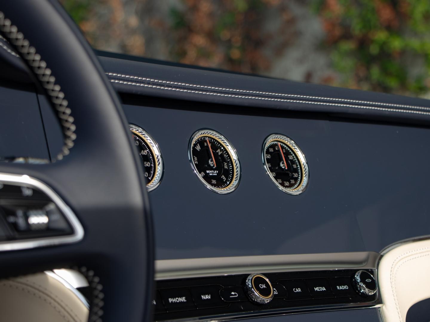 Image BENTLEY CONTINENTAL GTC V8 4.0 Hybrid 680ch