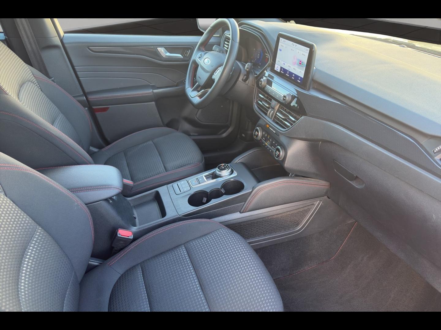 Image FORD Kuga 1.5 EcoBlue 120ch ST-Line Powershift