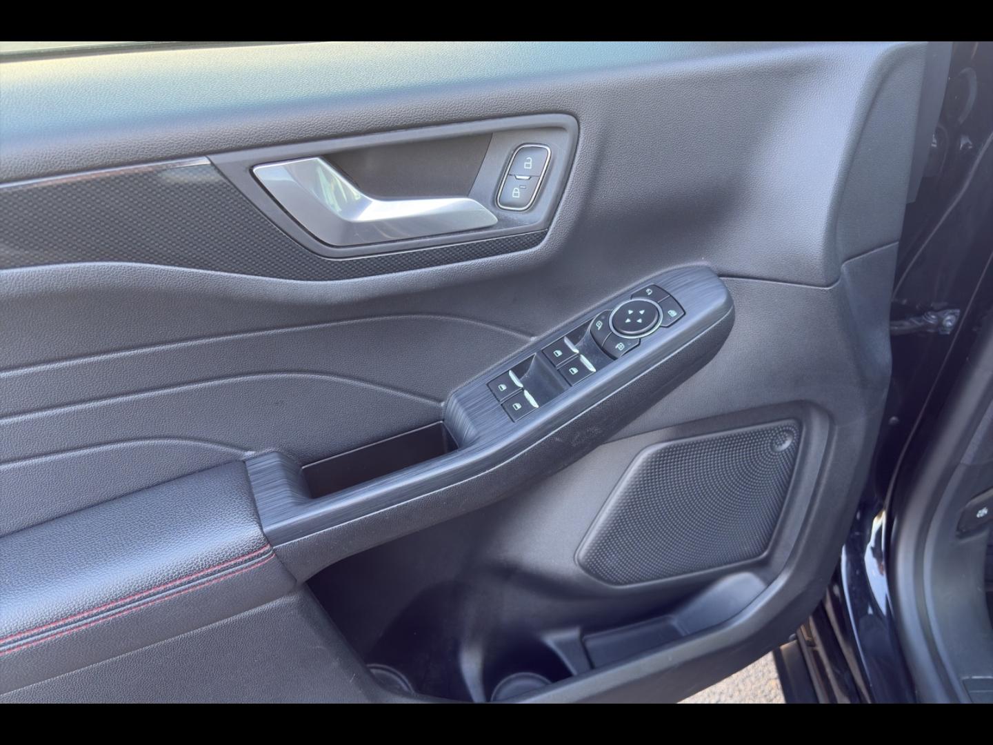 Image FORD Kuga 1.5 EcoBlue 120ch ST-Line Powershift