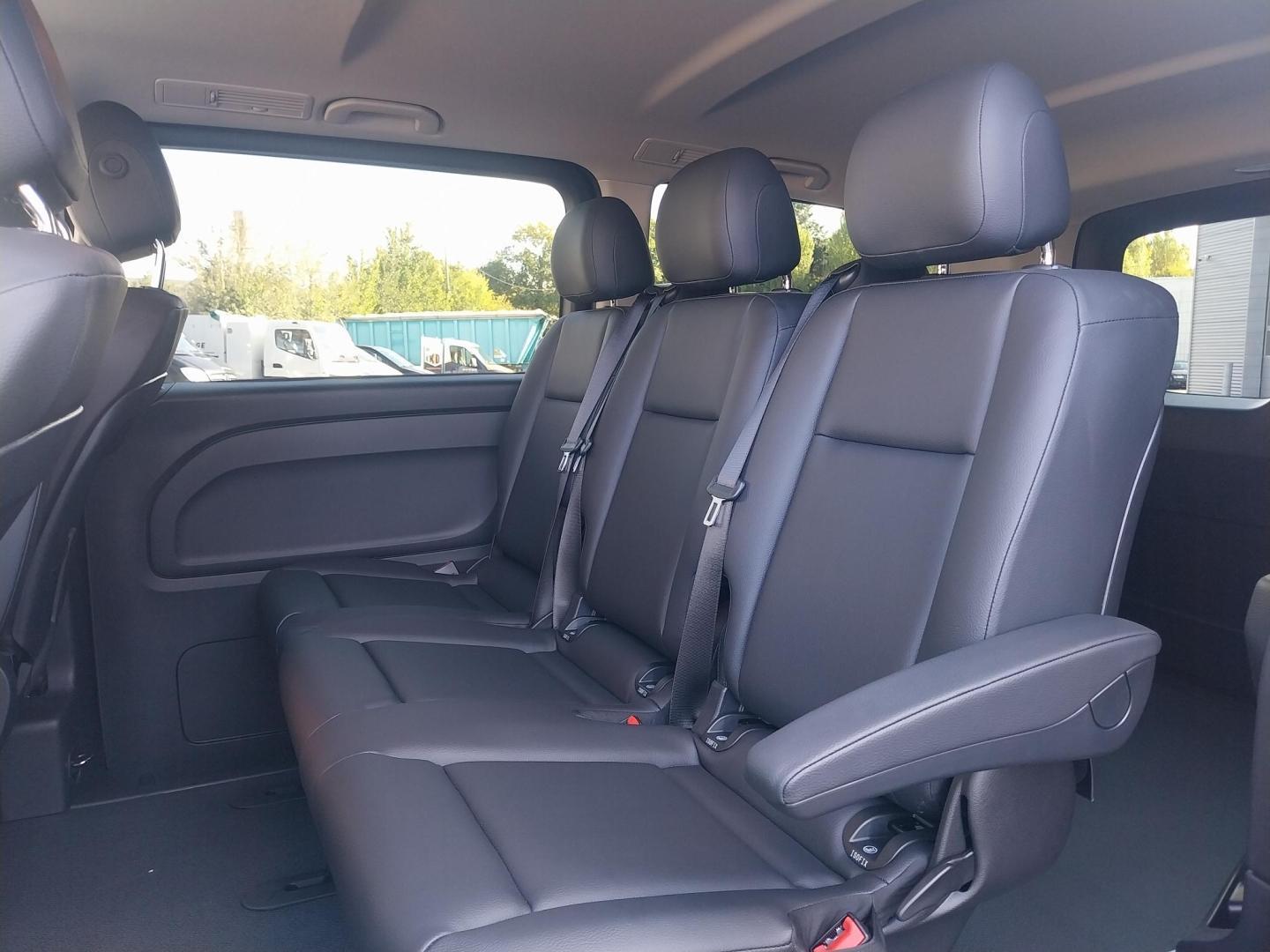 Image MERCEDES-BENZ Vito Fg 119 CDI Mixto Long Select Propulsion 9G-Tronic