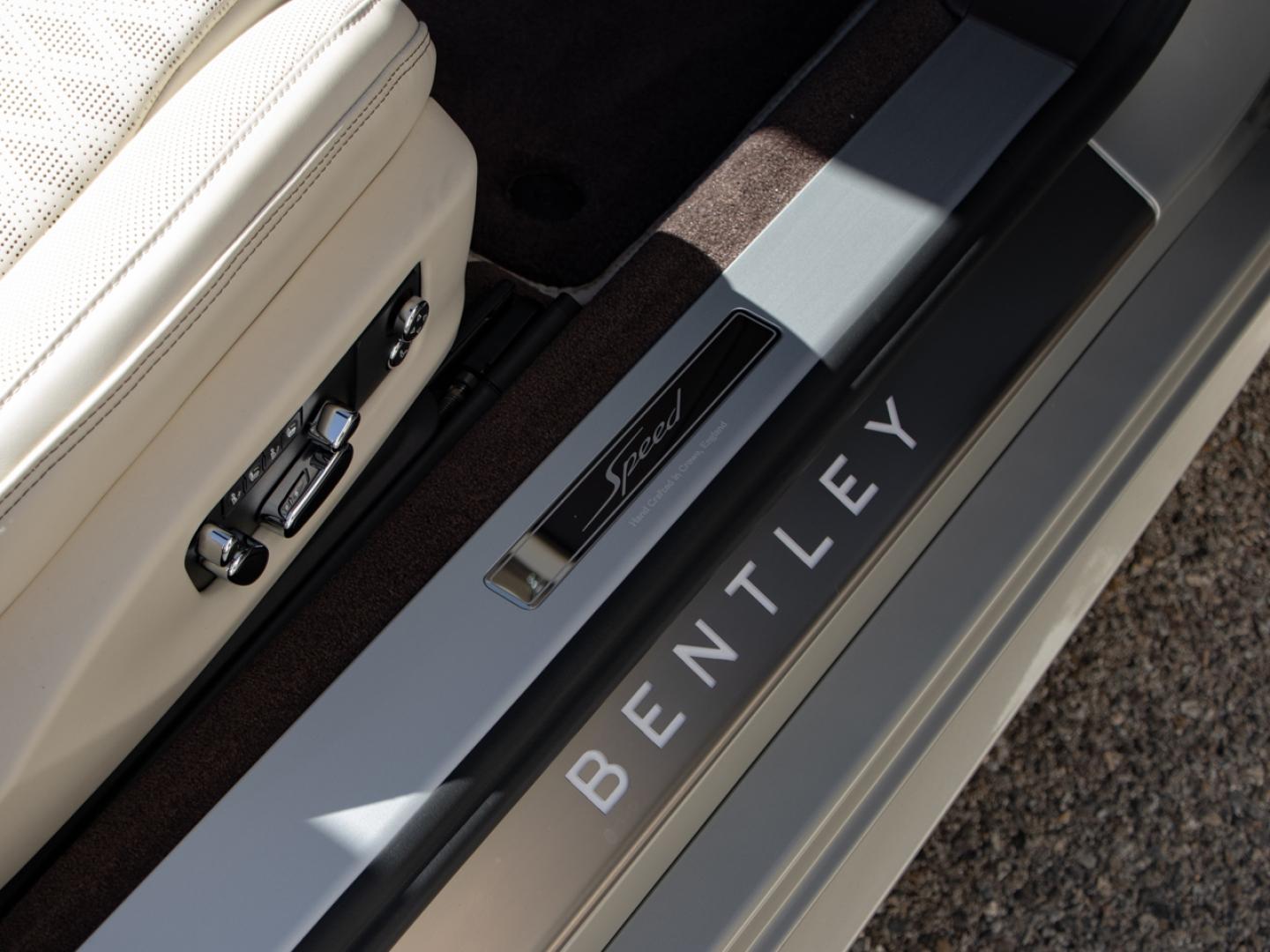 Image BENTLEY CONTINENTAL GTC Speed V8 4.0 Hybrid 780ch