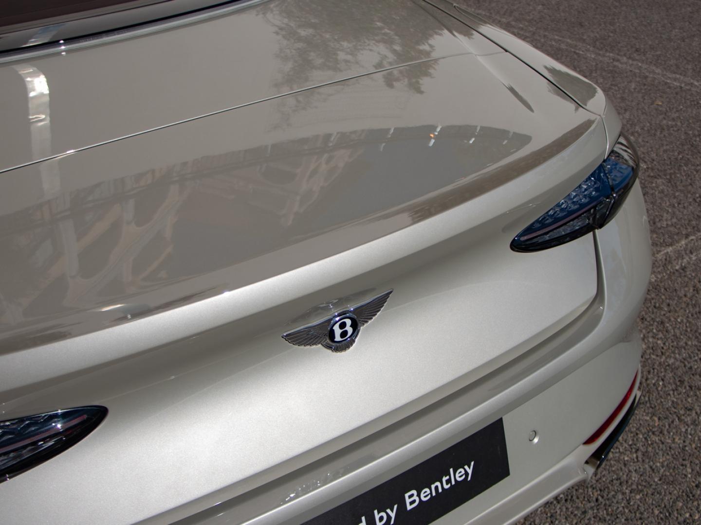 Image BENTLEY CONTINENTAL GTC Speed V8 4.0 Hybrid 780ch