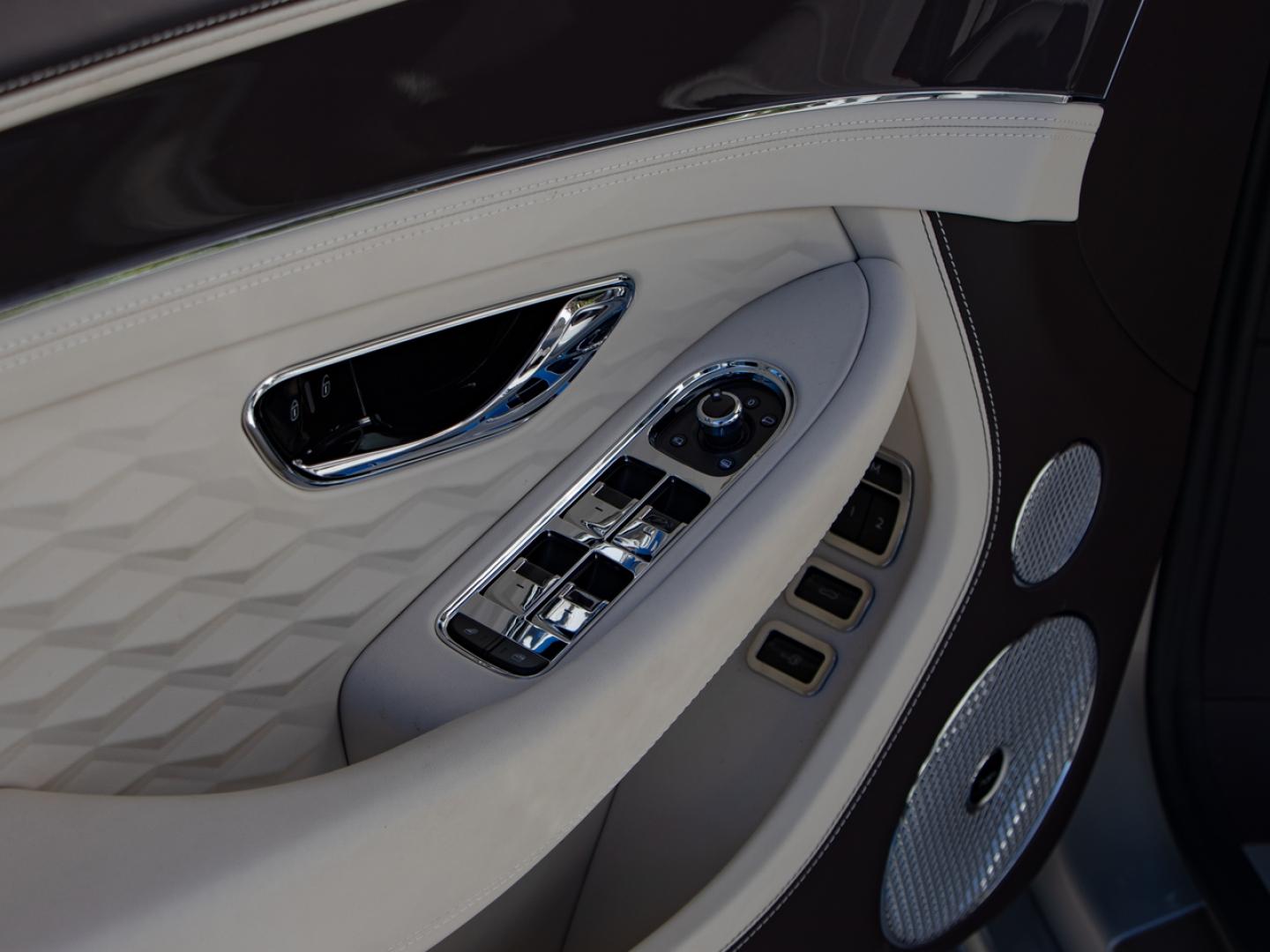 Image BENTLEY CONTINENTAL GTC Speed V8 4.0 Hybrid 780ch