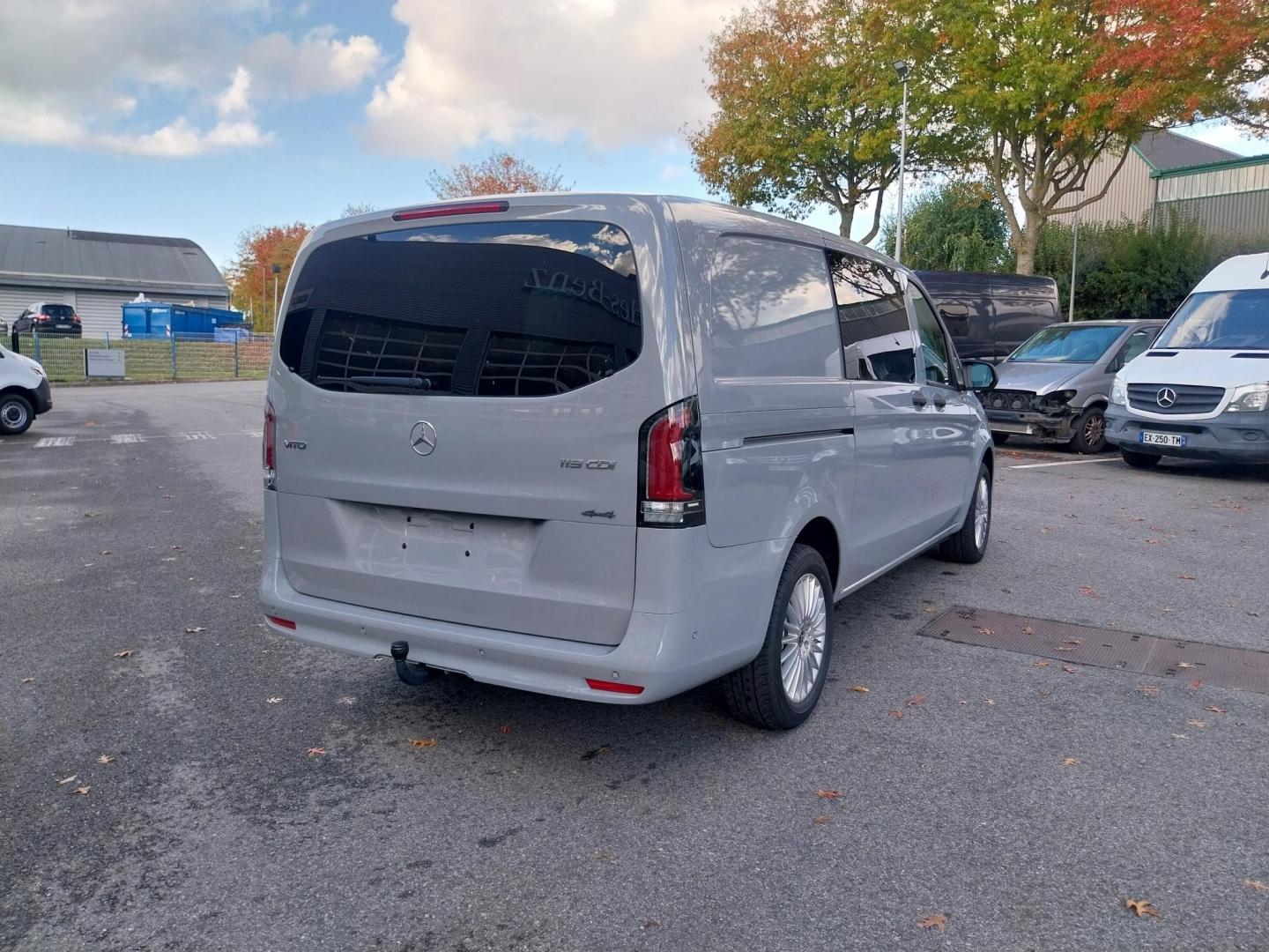 Image MERCEDES-BENZ Vito Fg 119 CDI Mixto Long Select Propulsion 9G-Tronic