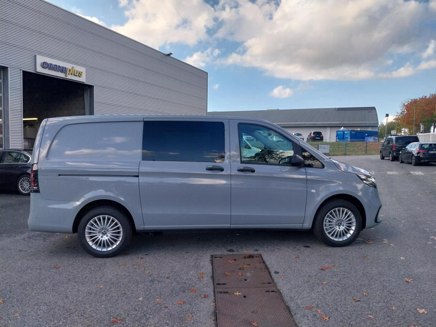 Image MERCEDES-BENZ Vito Fg 119 CDI Mixto Long Select Propulsion 9G-Tronic