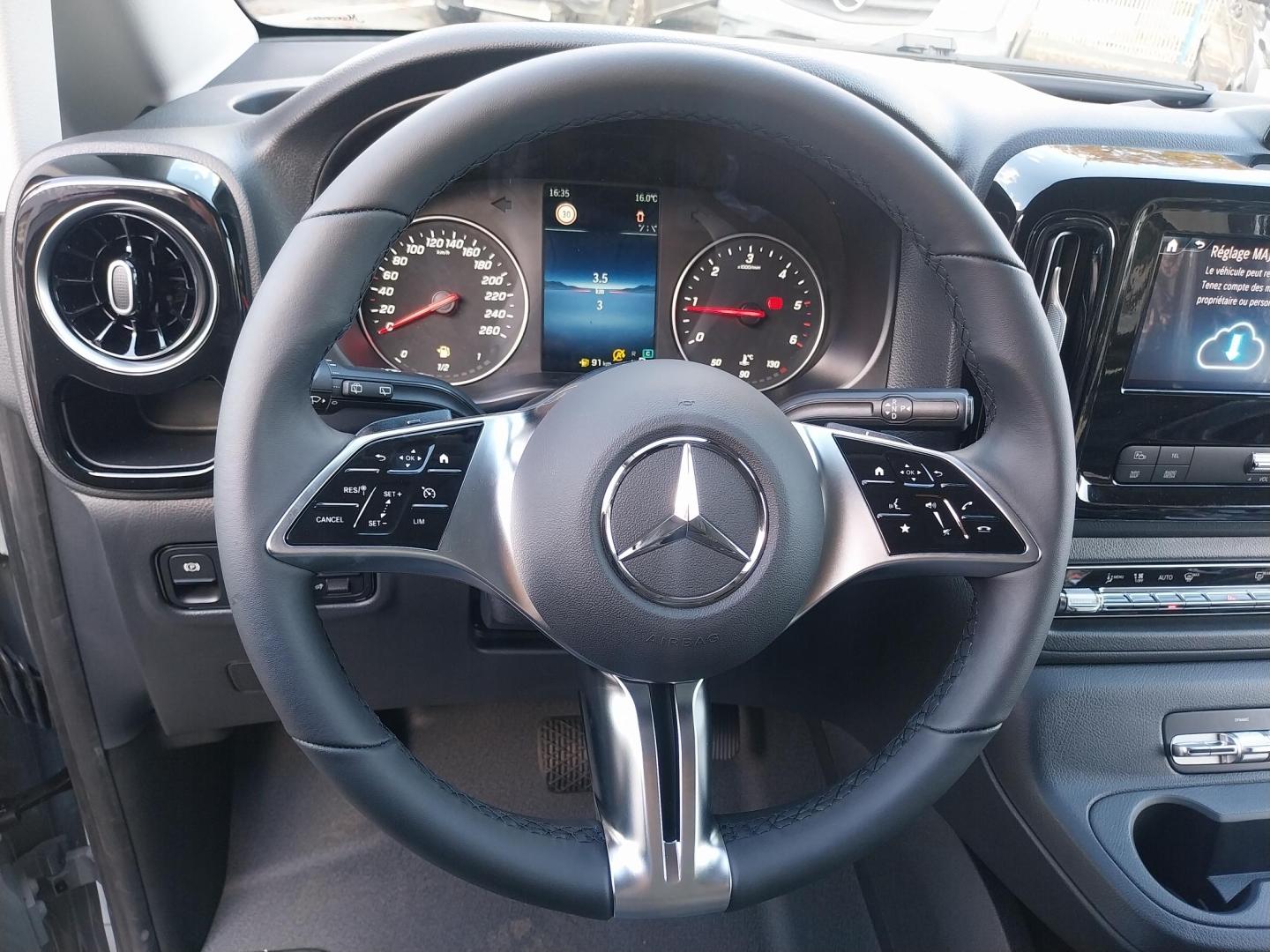 Image MERCEDES-BENZ Vito Fg 119 CDI Mixto Long Select Propulsion 9G-Tronic