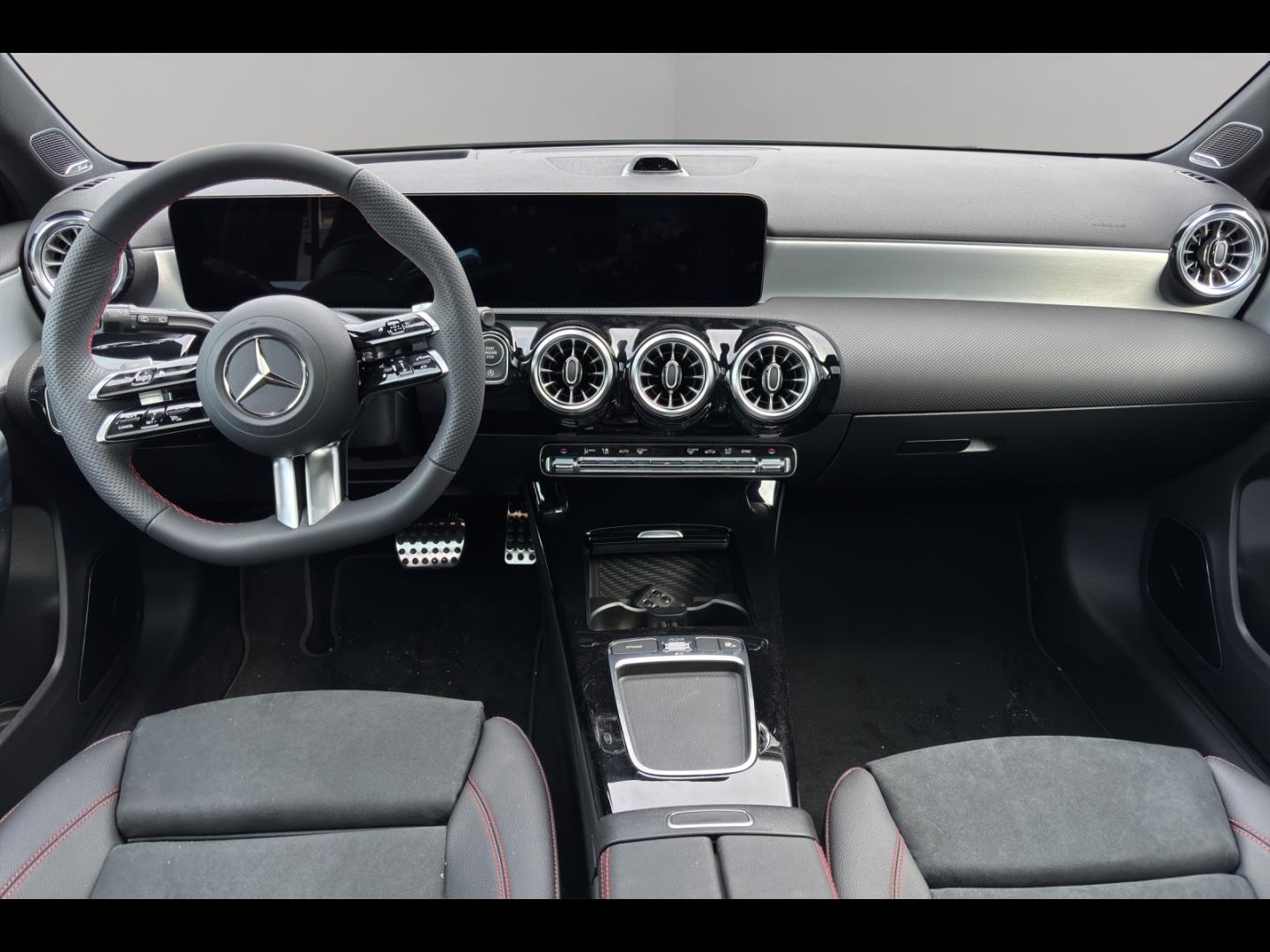 Image MERCEDES-BENZ Classe A 200 d 150ch Edition 140 8G-DCT