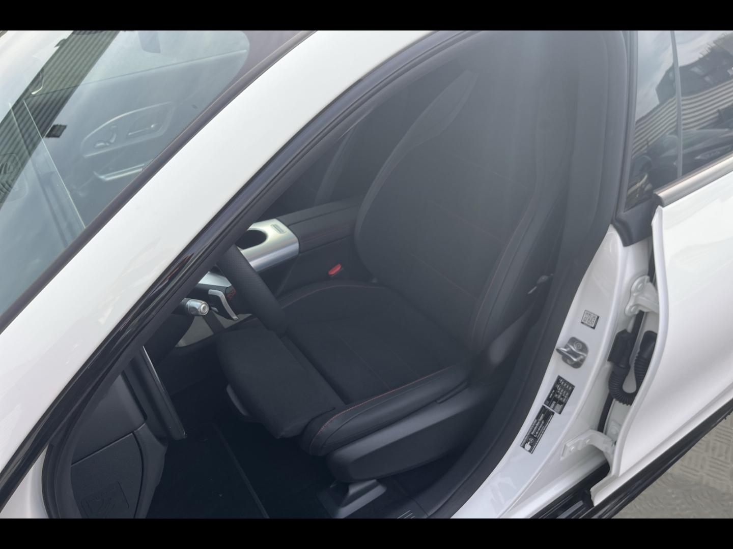 Image MERCEDES-BENZ CLA 250+ EQ 272ch AMG Line