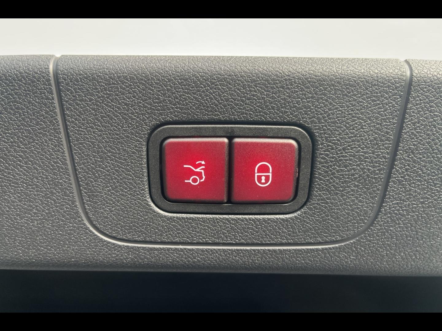 Image MERCEDES-BENZ CLA 250+ EQ 272ch AMG Line