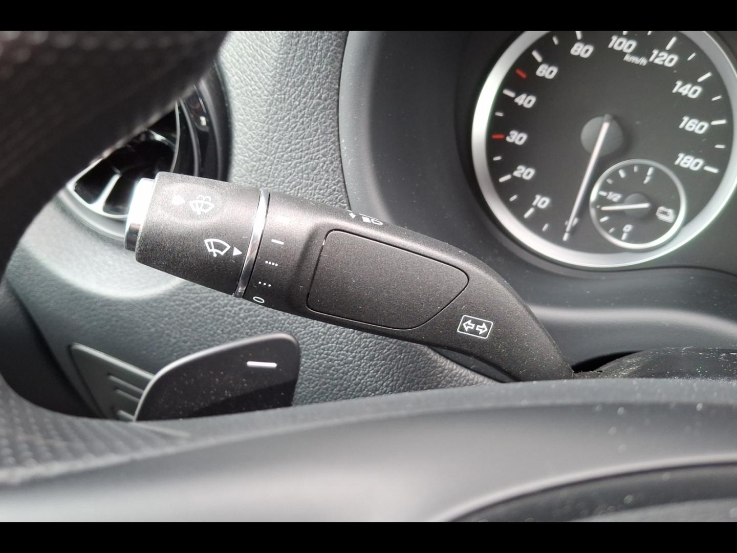Image MERCEDES-BENZ Vito Fg eVito 129 204ch Long batterie 90 kWh