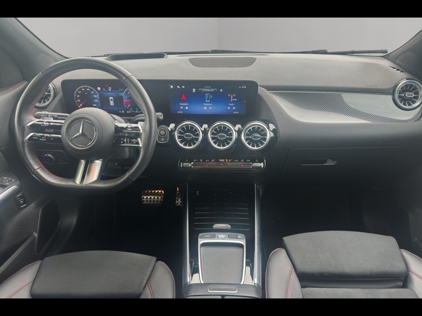 Image MERCEDES-BENZ GLA 200 d 150ch AMG Line 8G-DCT