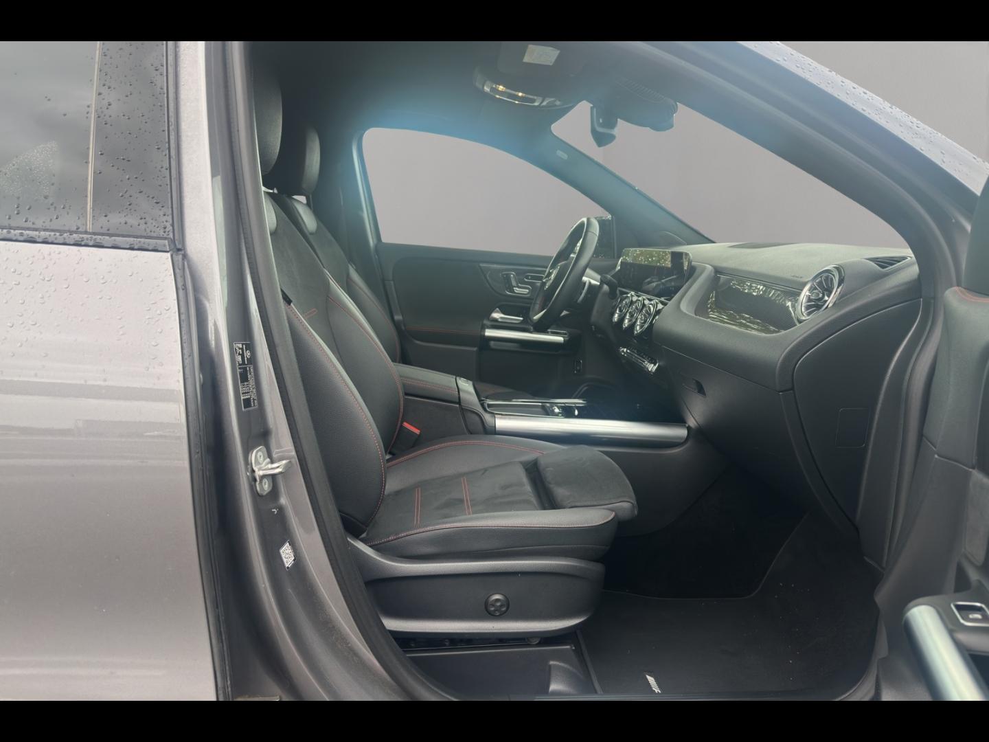 Image MERCEDES-BENZ GLA 200 d 150ch AMG Line 8G-DCT