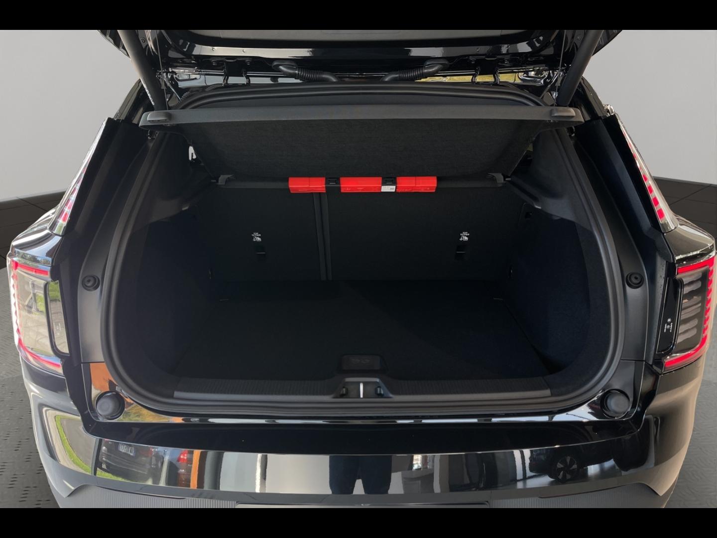 Image VOLVO EX30 P5 Long Range 272ch 69kWh Black Edition