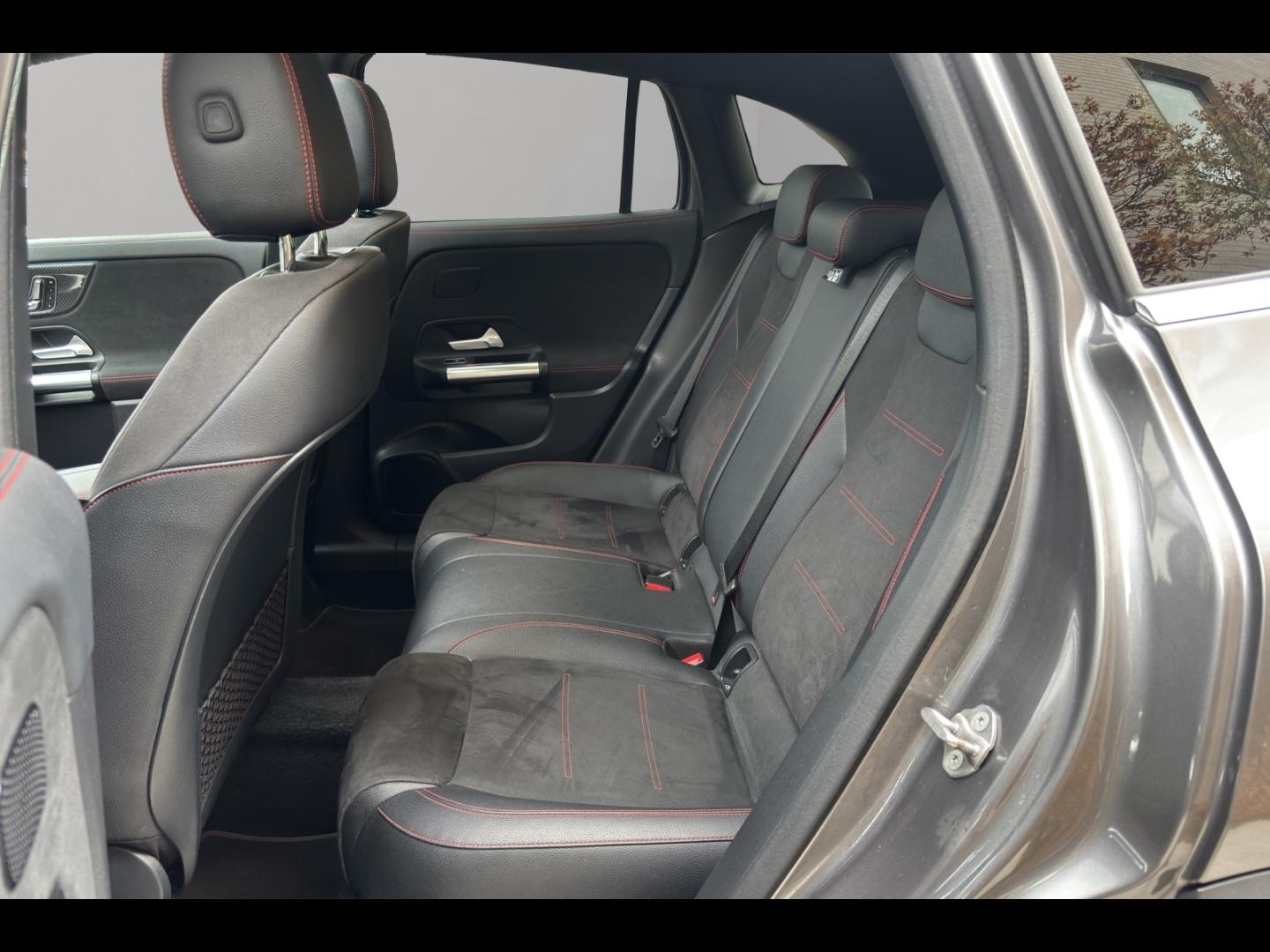 Image MERCEDES-BENZ GLA 200 d 150ch AMG Line 8G-DCT