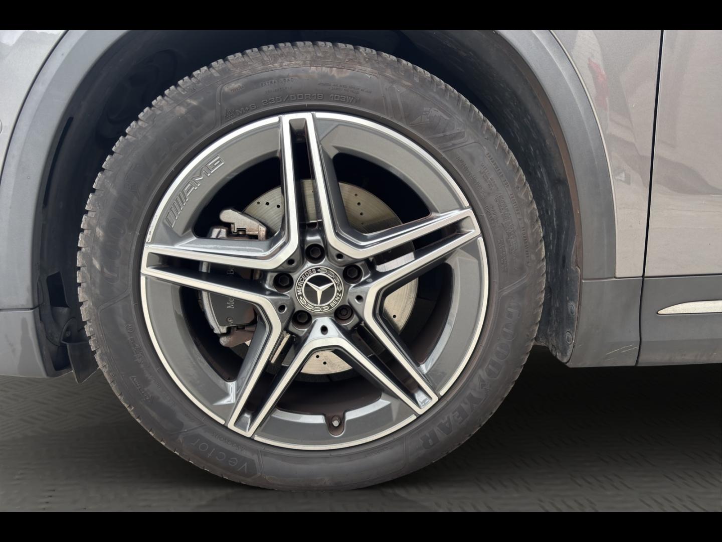 Image MERCEDES-BENZ GLA 200 d 150ch AMG Line 8G-DCT