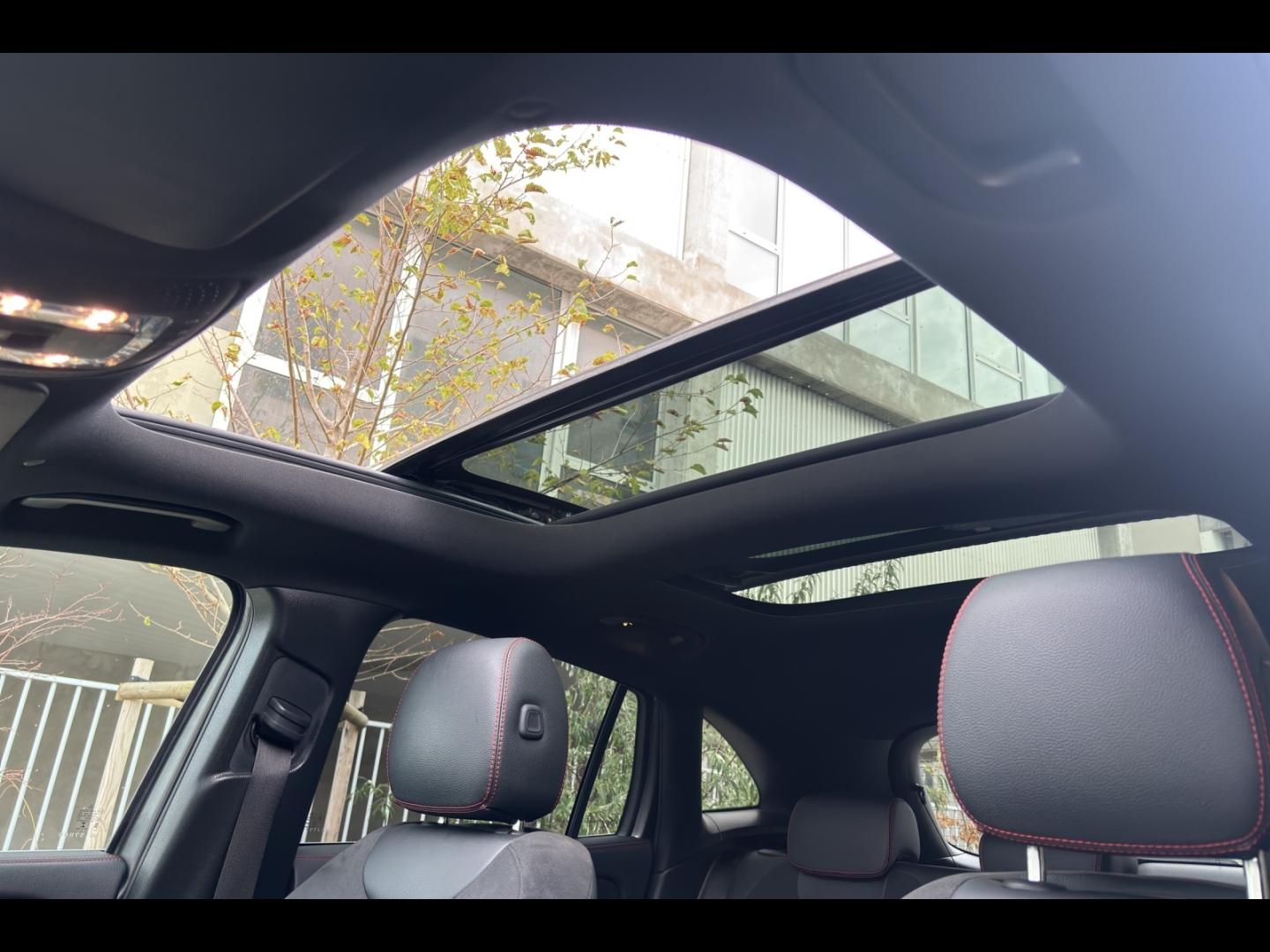 Image MERCEDES-BENZ GLA 200 d 150ch AMG Line 8G-DCT