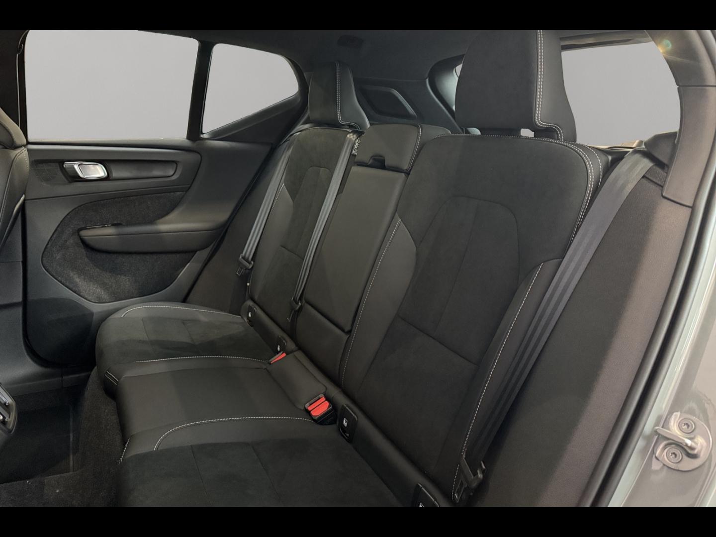 Image VOLVO XC40 B3 163ch Black Edition DCT 7