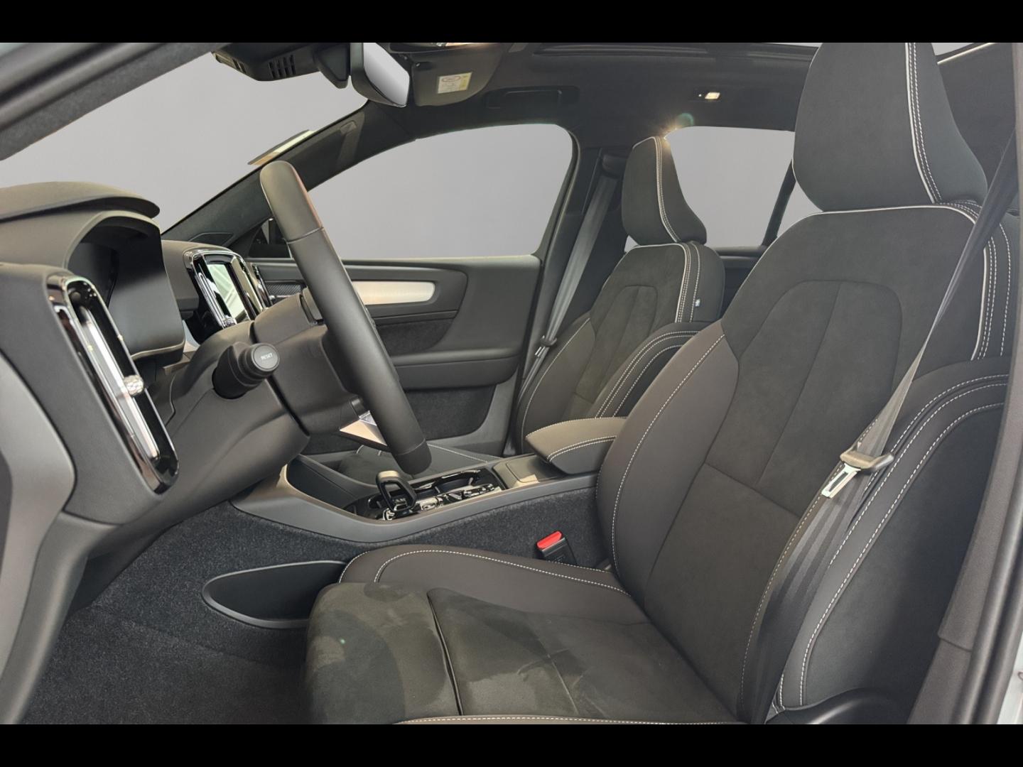 Image VOLVO XC40 B3 163ch Black Edition DCT 7