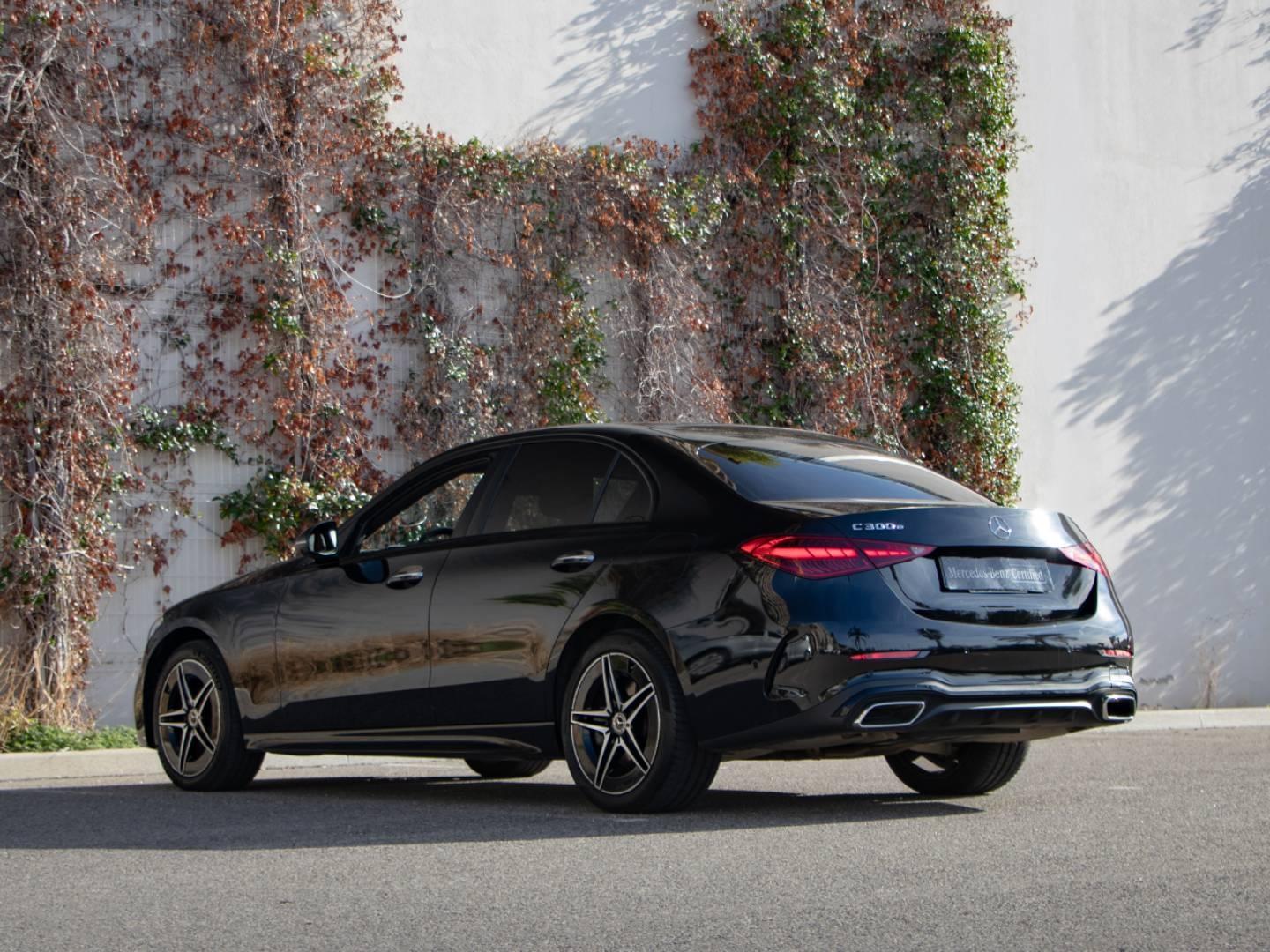 Image MERCEDES-BENZ Classe C 300 e 204+129ch AMG Line