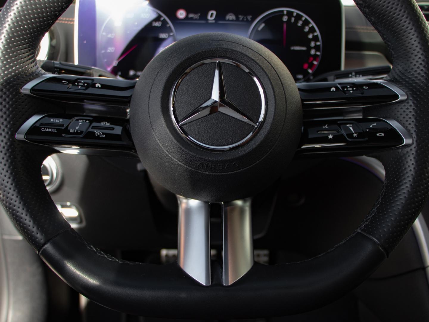 Image MERCEDES-BENZ Classe C 300 e 204+129ch AMG Line
